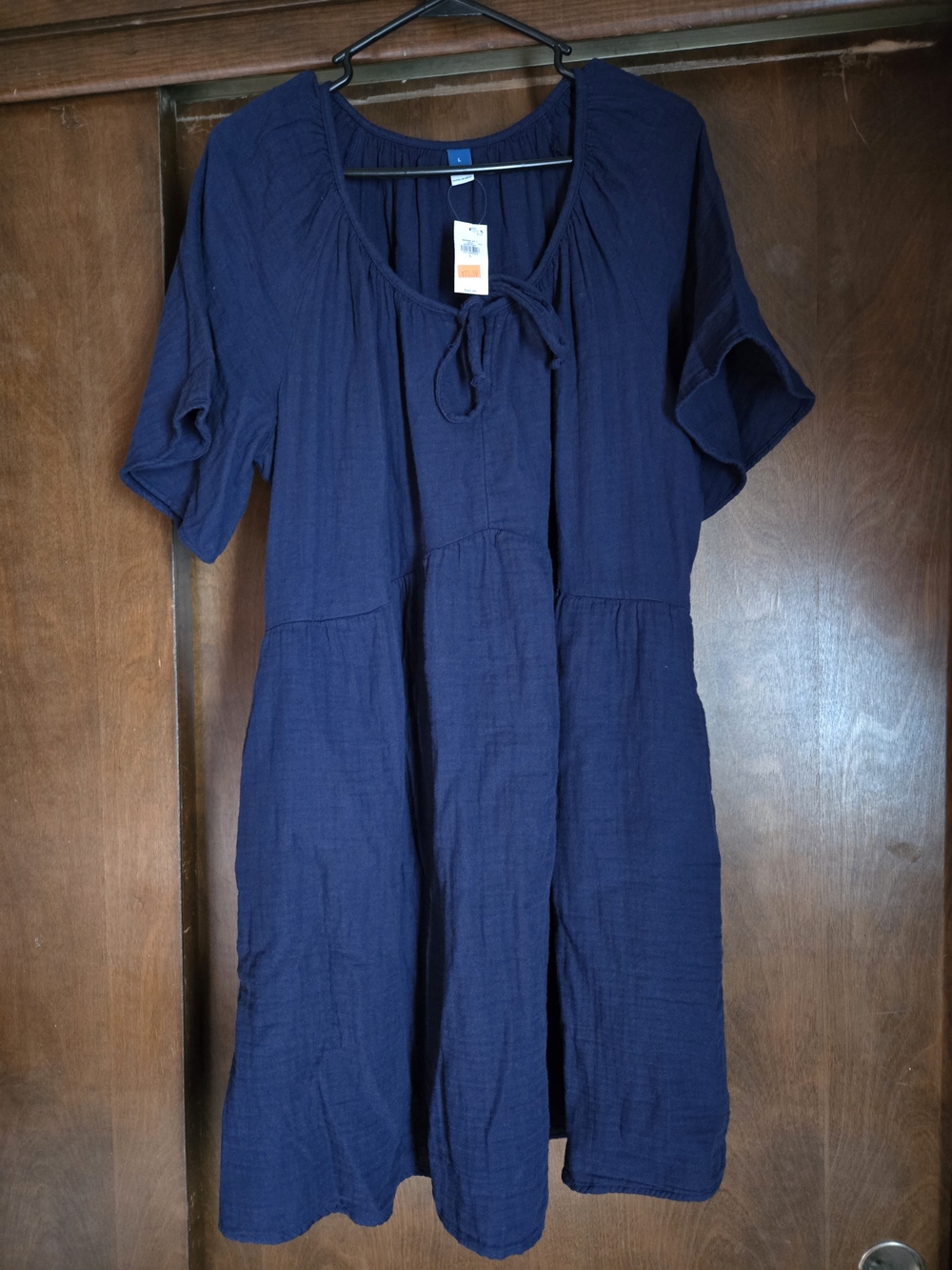 Old Navy Navy Short-Sleeve Midi Dress with Tie Neck with Pockets.